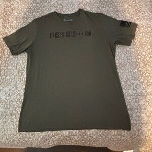 Hurley Olive Green 'FREEDOM' Short Sleeve Graphic Tee